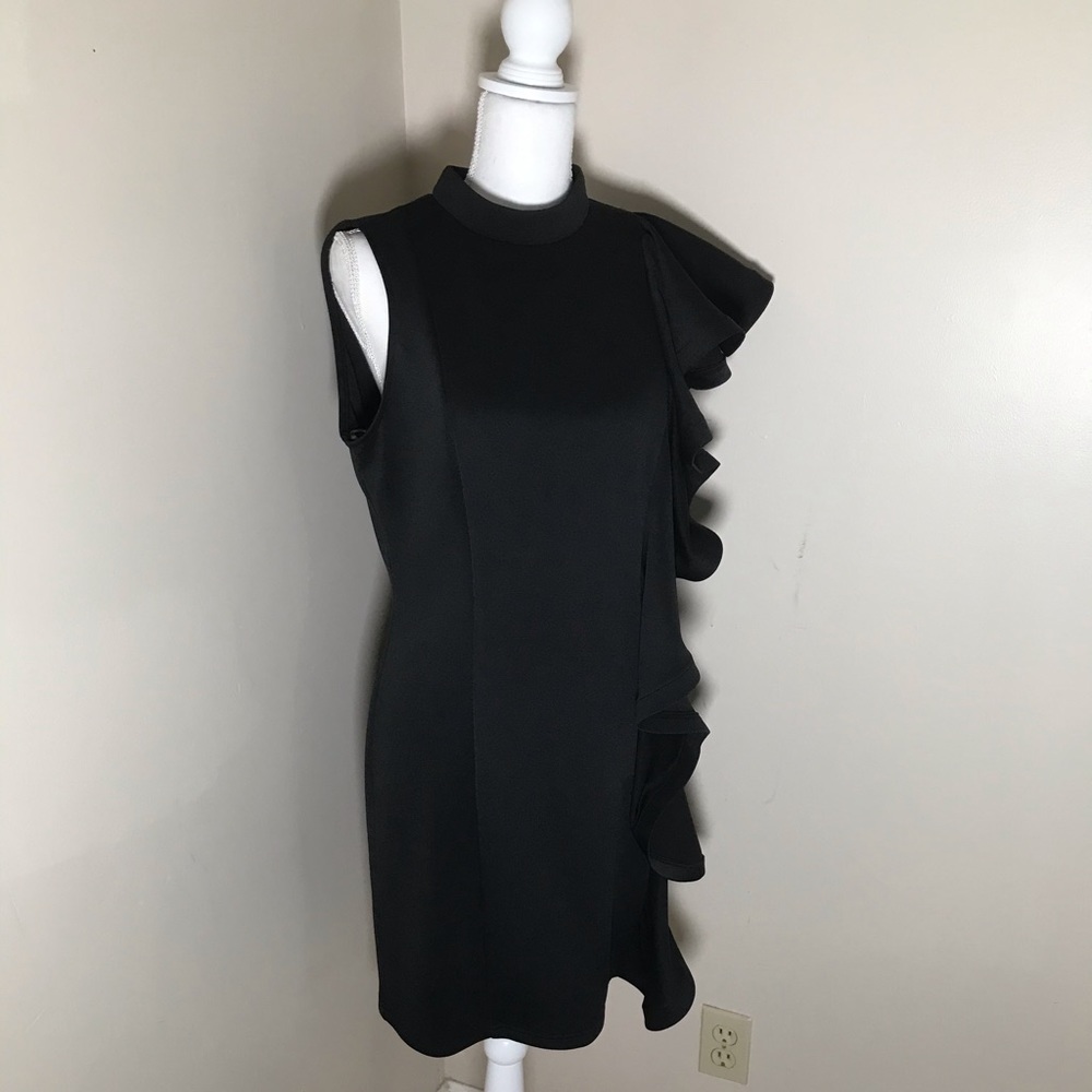 Ruffled Side Black Dress 🖤